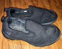 Sketchers go walk ultra go slip on black women shoes 8.5