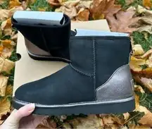 NWT Authentic size 7 UGG classic mini shine boots / uggs / Ugg / boots​
