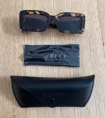 DIFF Sunglasses Rectangular Indy Brown Black