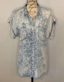 Thread & Supply acid wash chambray button front shirt top S