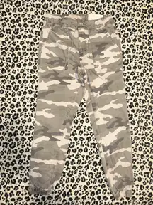 American Eagle Camo Cargo Pants