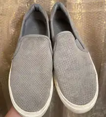 UGG Abies Perforated Slip-On Platform Sneaker Seal Gray Women's Size 9 Used