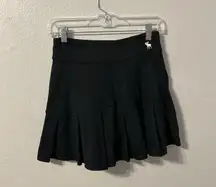 Abercrombie Active Skirt (Black Color)