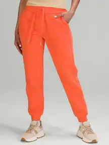 Scuba High-Rise Jogger