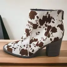 Qupid  Cowgirl Coastal Core Cow Print Brown Western Pointed Toe Bootie Womens 8.5