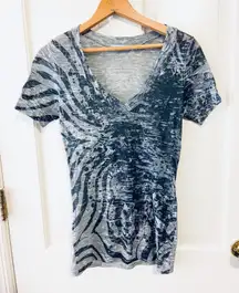 gray vneck burnout Tshirt