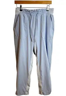 Lululemon Beyond the Studio Crop Blue Linen Womens Size 8 Dance Yoga