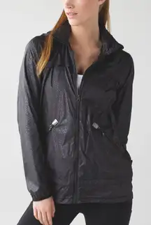 Lululemon Miss Misty Jacket II Desert Snake Embossed Black Rain Size 4