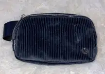 Lululemon Everywhere Belt Bag 1L *Corduroy (Velvet Feel) Color True Navy NWT