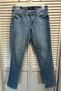 Lucky Brand Slim Sweet & Straight Jeans Size 2/26 Mid Rise‎ 8" Light Wash
