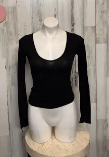 Garage Black Long Sleeve Scoop Neck Stretch Top Women’s Size S/P NWT
