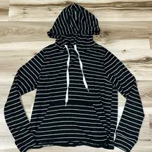 Stitch Fix Kaileigh Hazel Single Pocket Hooded Sweatshirt Women’s Small