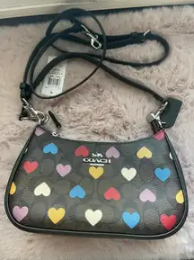 Coach teri shoulder bag in signature canvas with heart print