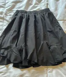 Sz S Adorable Black Skirt Skirt Pull On Waist Mini Short Skirt