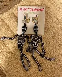 Betsey Johnson Skeleton GLOW IN DARK Earrings