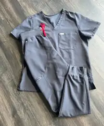 FIGS Scrub Set Jogger - Charcoal Gray