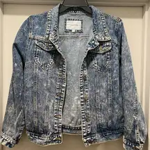 Medium Wash Denim Jean Jacket - Women's Size Medium