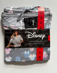 Minnie Mouse 2-Piece Capri Pajama Set Size M Gray Pastel Print Sleepwear