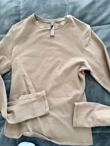 Brown SKIMS Long Fits Everyone Sleeve