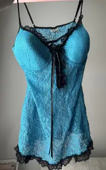 Stunning Lace Turquoise Slip