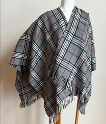 V. FRAAS tartan Checkered Knit Wrap Holiday design everyday wear