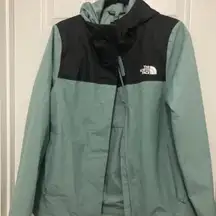 North Face Women’s Hooded Jacket The S