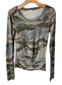 Aeropostale Long Sleeve Top Womens Size M Camo Distressed Round Neck Ruched
