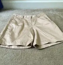 Liz Claiborne Shorts Womens 8 Khaki Beige Pleated Front Pockets