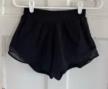 Lululemon On The Fly black shorts size 4 Tall