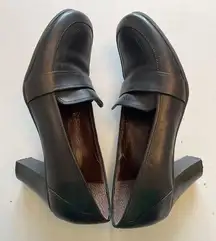 Naturalizer Women’s Leather High Heeled  Slip On  Loafers Size 7.5
