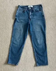 Hollister blue curvy ultra high rise mom jeans in size 30 short