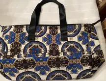 Alice + Olivia NWT Duffle Bag Regal Romance Travel by Stacey Bendet