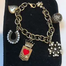 VINTAGE Princess Vera Wang Chunky Charm Bracelet
