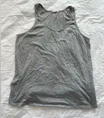 Gray tank top