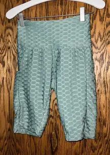 Love Streak Green Biker Shorts Woman’s Size Small