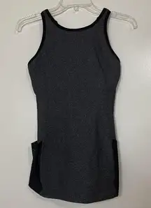 BEYOND YOGA gray unlined shelf bra side mesh pocket tank top size medium