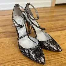 Delia Lace Pumps Sz 6