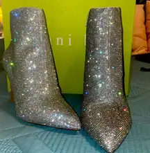 NWT Gianni Bini Sequined Booties