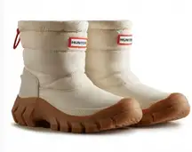 Hunter Women's Intrepid Insulated Short Snow Boots NWT