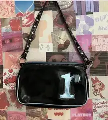 Vintage y2k Limited Too Initial Letter "r” black with blue Mini shoulder Purse