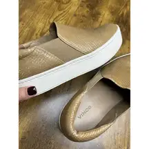 Vince Warren Slip On Shoes Women's 9M Tan Leather Snakeskin Platform Sneakers