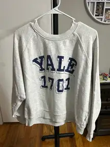 Yale Crewneck