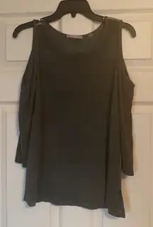 Tart cold shoulder blouse small