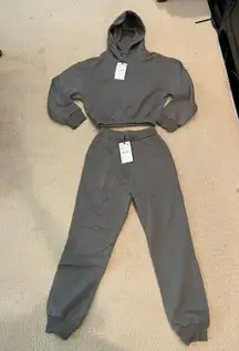 Zara long sleeve sweatsuit set with hoodie size XS