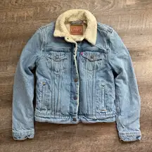 Levi's Women's Denim Original Sherpa Lined Light Wash Trucker Jacket Size XS