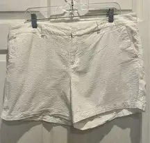 Merona White Seersucker‎ Shorts Women’s Size 14 NWOT