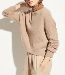 Vince neutral 100% cashmere double seam knit crewneck sweater women’s size small