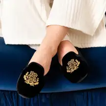 NWOT Patricia Green Diana Black Velvet Gold Embroidered Slippers Size 5/6