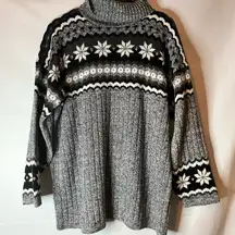 Chic Black and Gray Women's Turtleneck Sweater