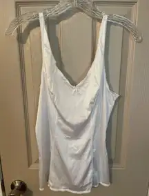 Vanity Fair  white nylon lace trim camisole vintage 80s/90s.